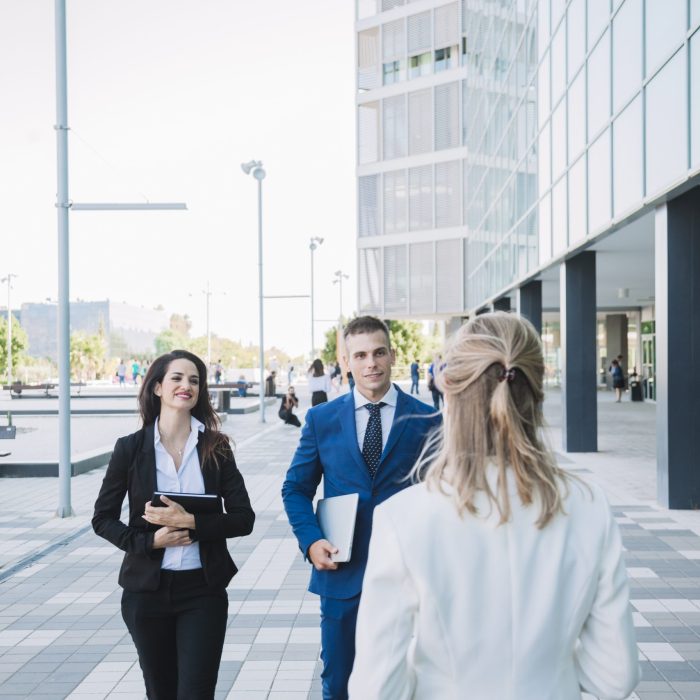 business-people-street-scene
